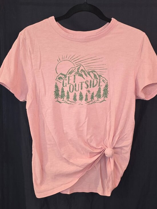 dip Tops - Pinkish Get Outside T-Shirt